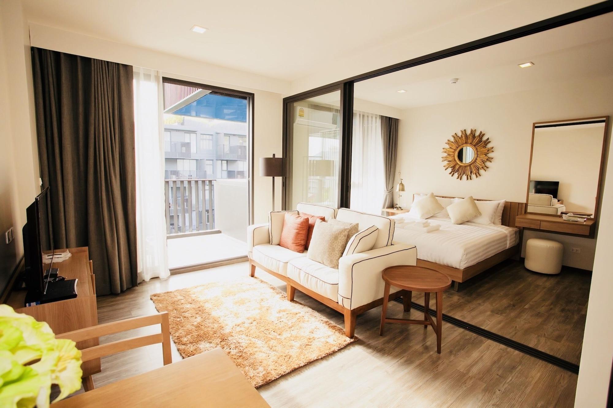 The Deck Condo Patong By Vip Exteriör bild
