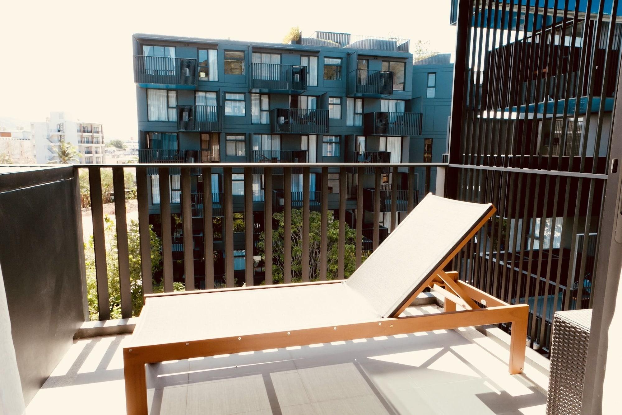 The Deck Condo Patong By Vip Exteriör bild