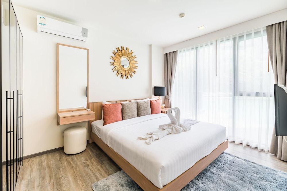 The Deck Condo Patong By Vip Exteriör bild